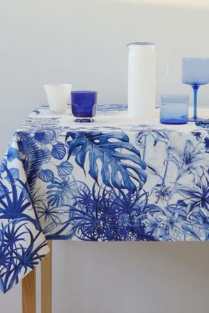 table covers for trade shows canada